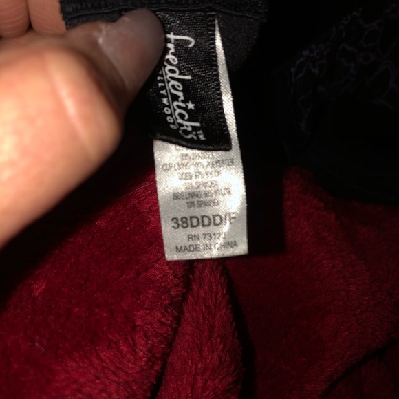 Full Busted Fredricks Of Hollywood Bra - Picture 6 of 6